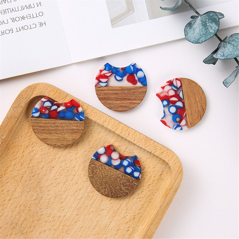4pcs Epoxy Resin Pendants, Semi Translucent White Resin Findings, Wood and Resin Pendant, Color Blocked, Large Round Charm