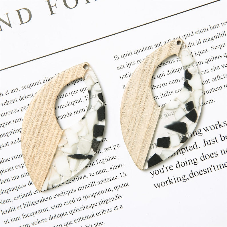 4pcs Epoxy Resin Pendants, Oval Translucent White Resin Findings, Wood and Resin Pendant, Color Blocked, Oval Wood Charm