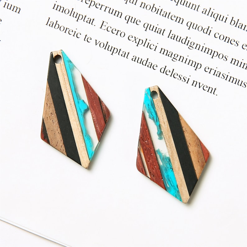 4pcs Epoxy Resin Pendants, Diamond Translucent White Resin Findings, Wood and Resin Pendant, Color Blocked, Diamond Charm