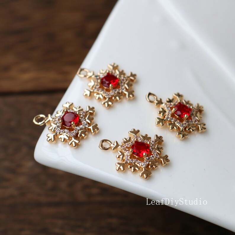 10PCS Gold Plated Cubic Zirconia Snowflake Charms, CZ Pave Flower Pendant, Rhinestone Charm, diy Jewelry Making