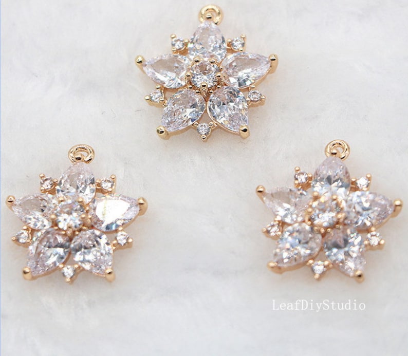 10pcs Five petal flower CZ Pave Charm, 18mm CZ Zircon flowers Pendant Charm, Jewelry Making, Material Craft Supplies