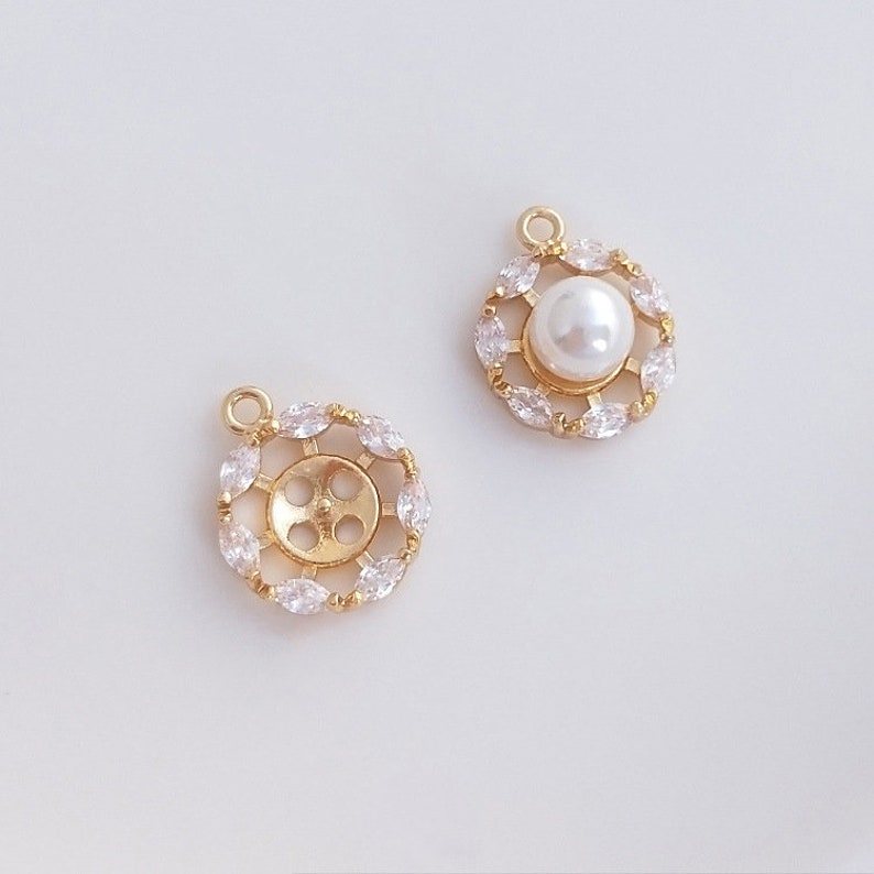 10pcs flower pearl trays, pearl settings, CZ Pave Charm, CZ Zircon snowflake Pendant Charm, Jewelry Making