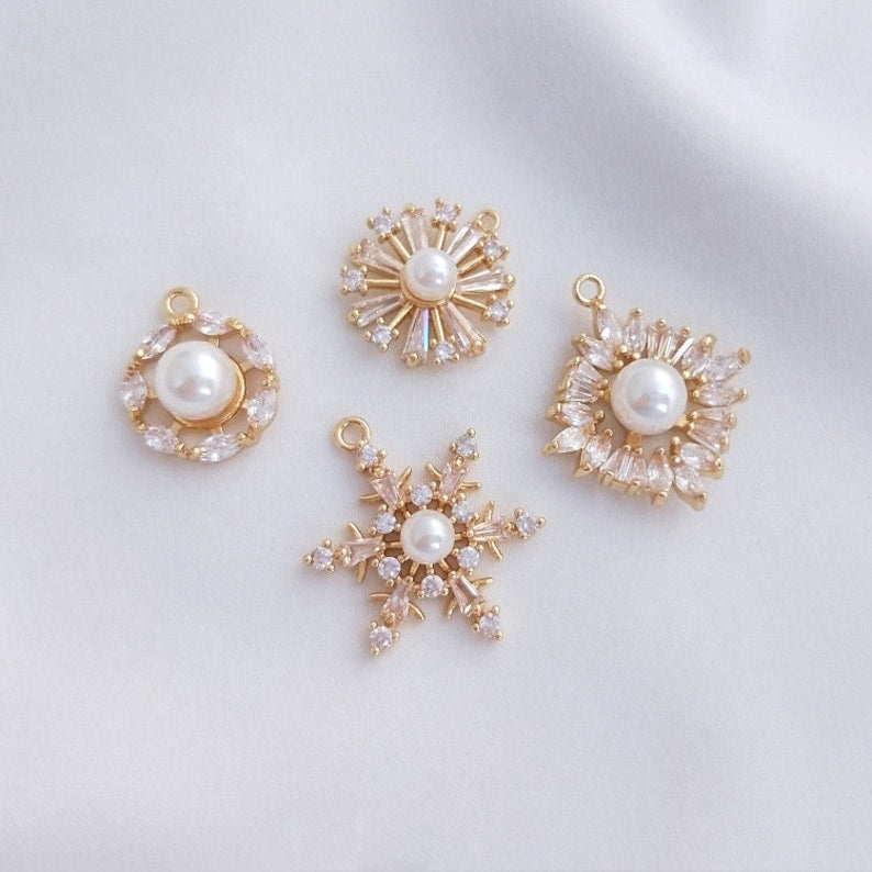 10pcs flower pearl trays, pearl settings, CZ Pave Charm, CZ Zircon snowflake Pendant Charm, Jewelry Making