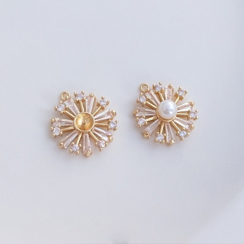 10pcs flower pearl trays, pearl settings, CZ Pave Charm, CZ Zircon snowflake Pendant Charm, Jewelry Making