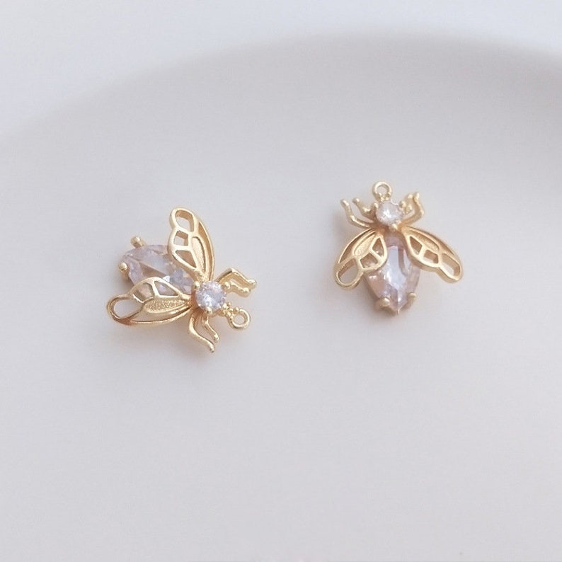 4pcs CZ Paved bee Charm, Gold Plated Brass Earring Findings, shape cubic charm, Cubic zirconia pendant