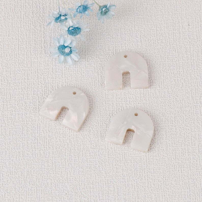 10pcs U shape Cellulose Acetate Colorful Charm Plastic Pendant Resin Acrylic Pendant Diy Jewelry Accessories