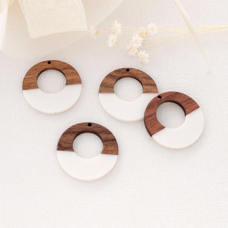 4pcs Epoxy Resin Pendants, Semi Translucent White Resin Findings, Wood and Resin Pendant, Color Blocked, Large Round Charm