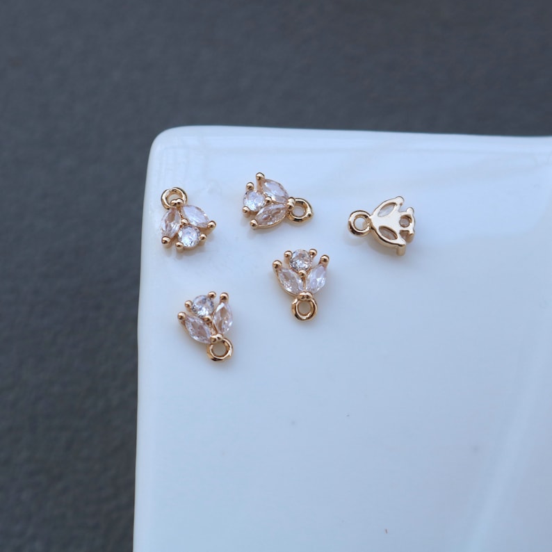 10pcs flower Zirconia Connecto Charm Pedant , CZ Pave flower Pendant, Rhinestone Charm
