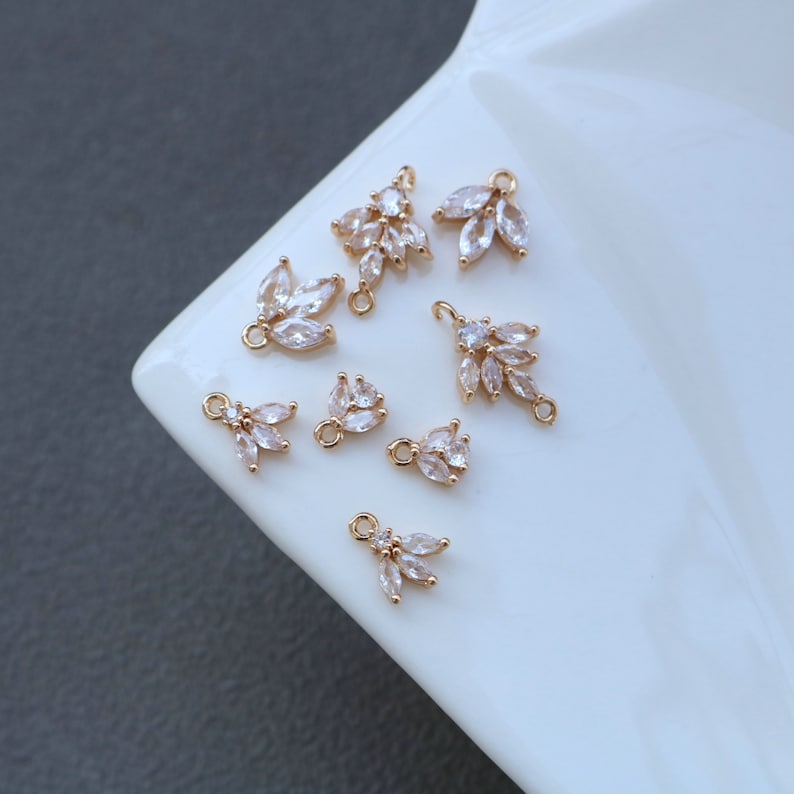 10pcs flower Zirconia Connecto Charm Pedant , CZ Pave flower Pendant, Rhinestone Charm