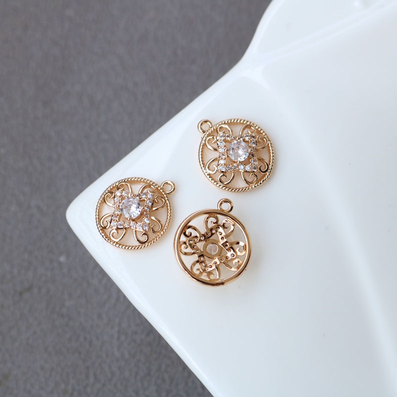 10pcs flower Zirconia Connecto Charm Pedant , CZ Pave flower Pendant, Rhinestone Charm