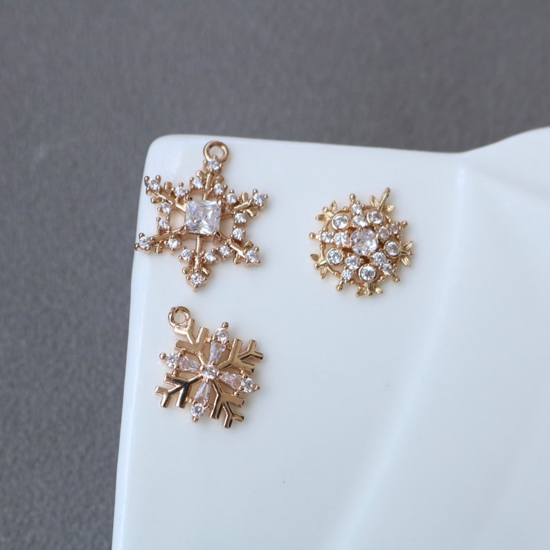 10pcs Snowflake Zirconia Connecto Charm Pedant ,four-petal flower, five-petal flower, cross CZ Pave flower Pendant, Rhinestone Charm