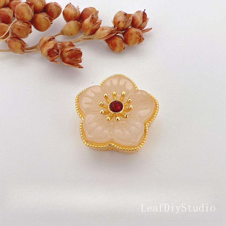 10Pcs 18K Gold Plated brass Spacer Beads, petal Hollow Out beads,Flat Round Beads,flower Beads,DIY Craft Supplies