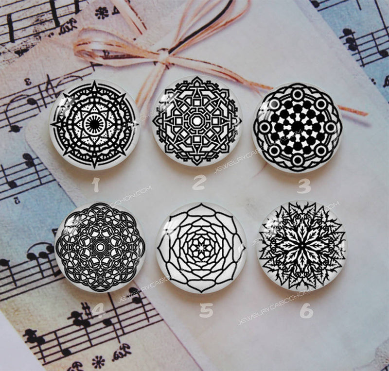 Handmade Round Photo Glass Cabochon Pattern 1017
