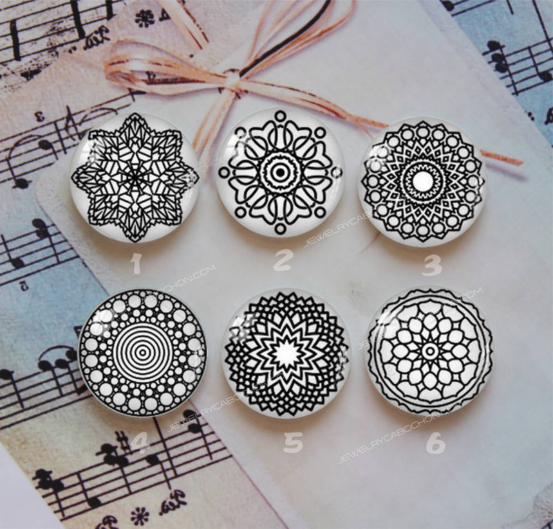Handmade Round Photo Glass Cabochon Pattern 1018