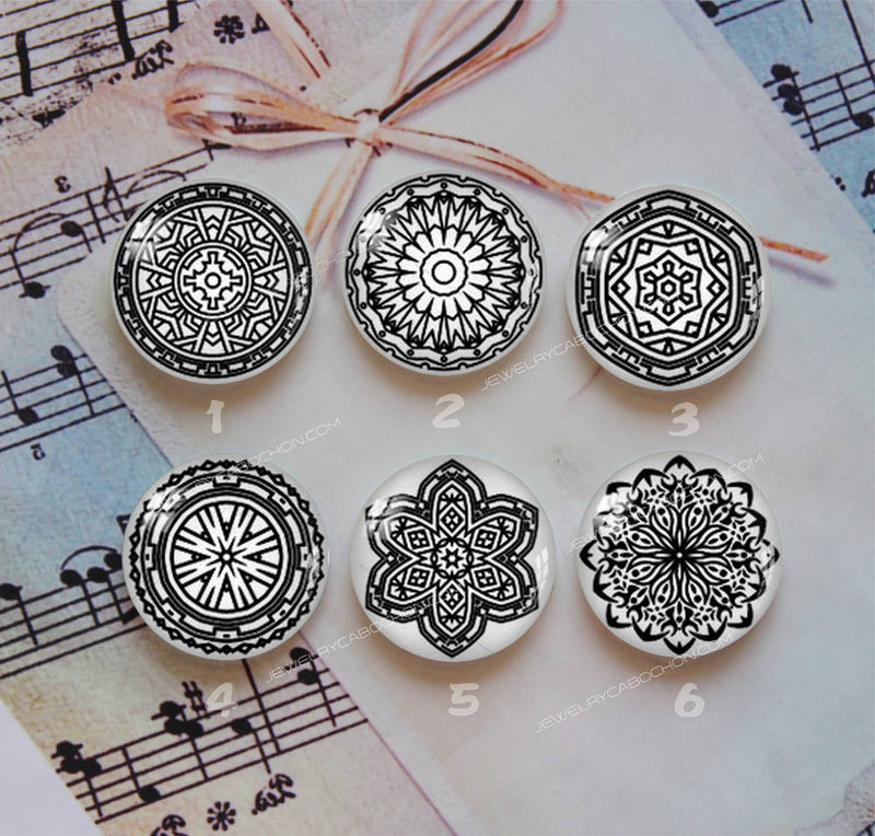 Handmade Round Photo Glass Cabochon Pattern 1022
