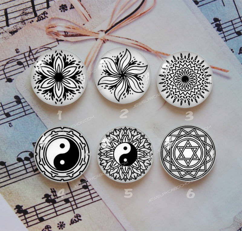 Handmade Round Photo Glass Cabochon Pattern 1028