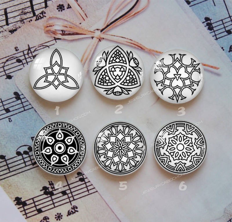 Handmade Round Photo Glass Cabochon Pattern 1030
