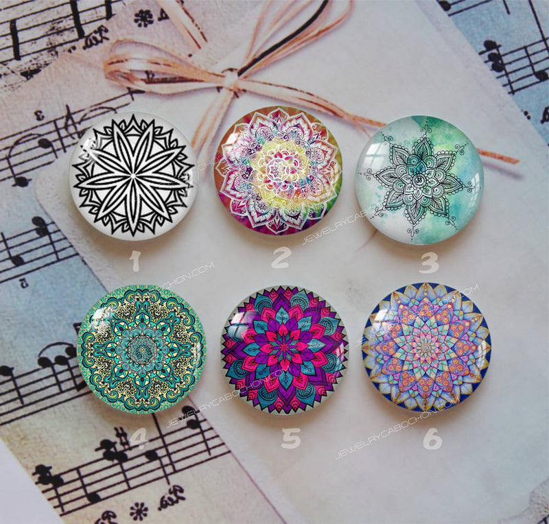 Handmade Round Photo Glass Cabochon Pattern 1031