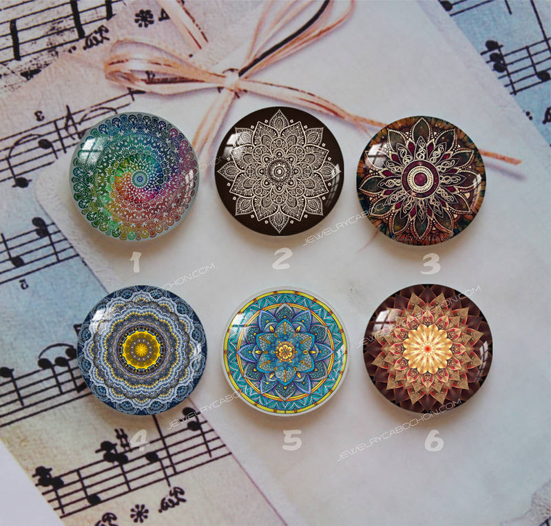 Handmade Round Photo Glass Cabochon Pattern 1056