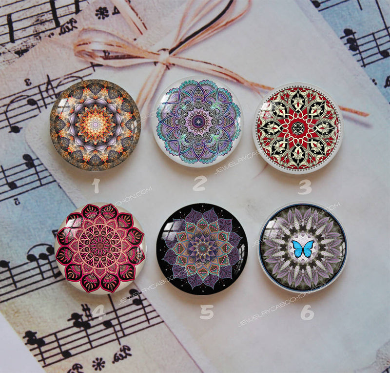 Handmade Round Photo Glass Cabochon Pattern 1062