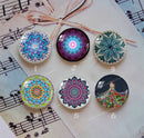 Handmade Round Photo Glass Cabochon Pattern 1073