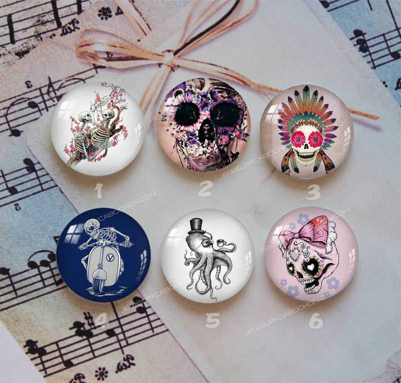 Handmade Round Photo Glass Cabochon Skull 1144