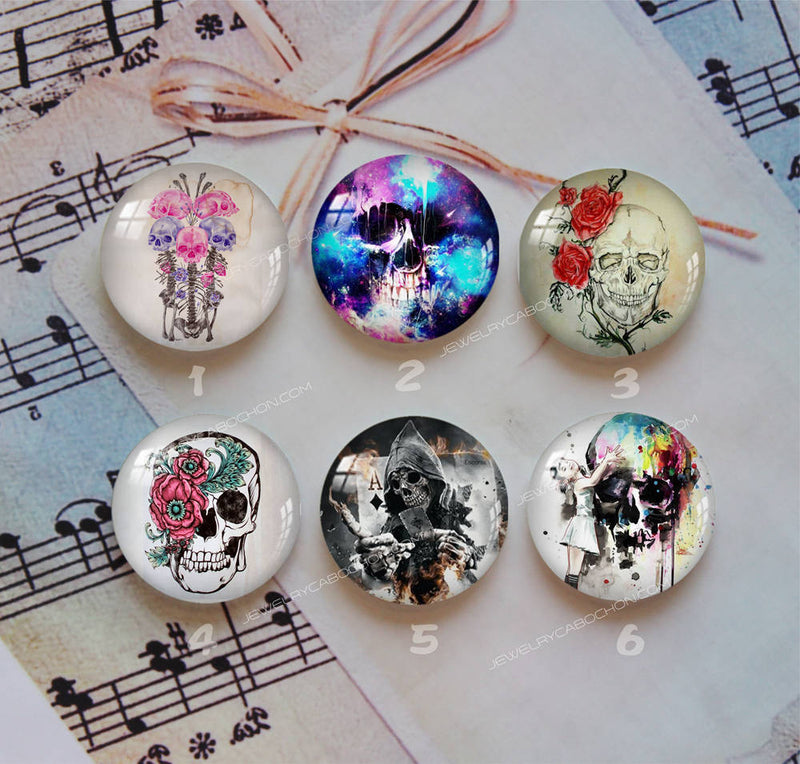 Handmade Round Photo Glass Cabochon Skull 1146