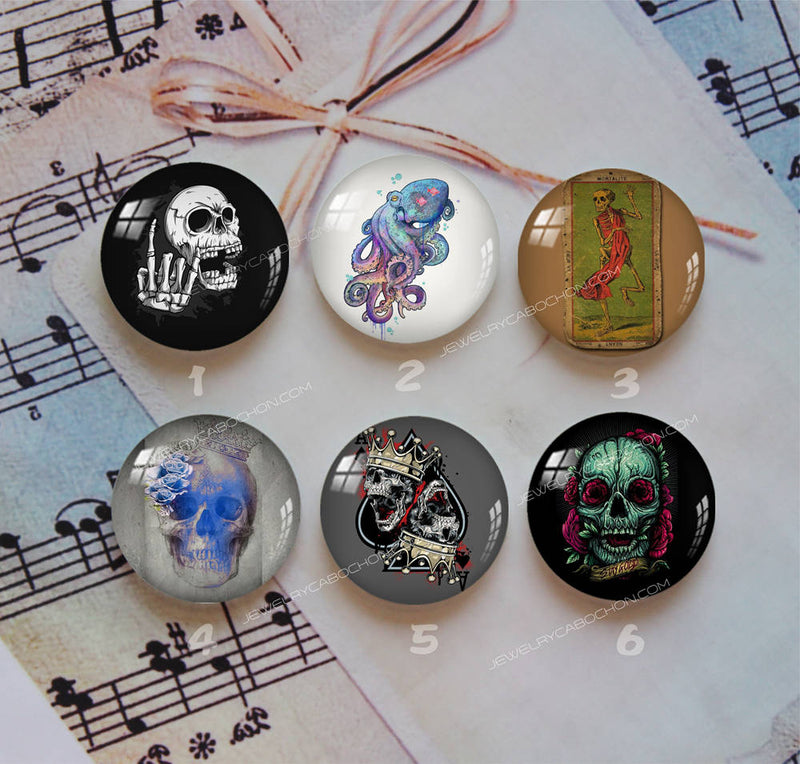Handmade Round Photo Glass Cabochon Skull 1151