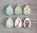 Handmade Teardrop Photo Glass Cabochons Plant flower A335