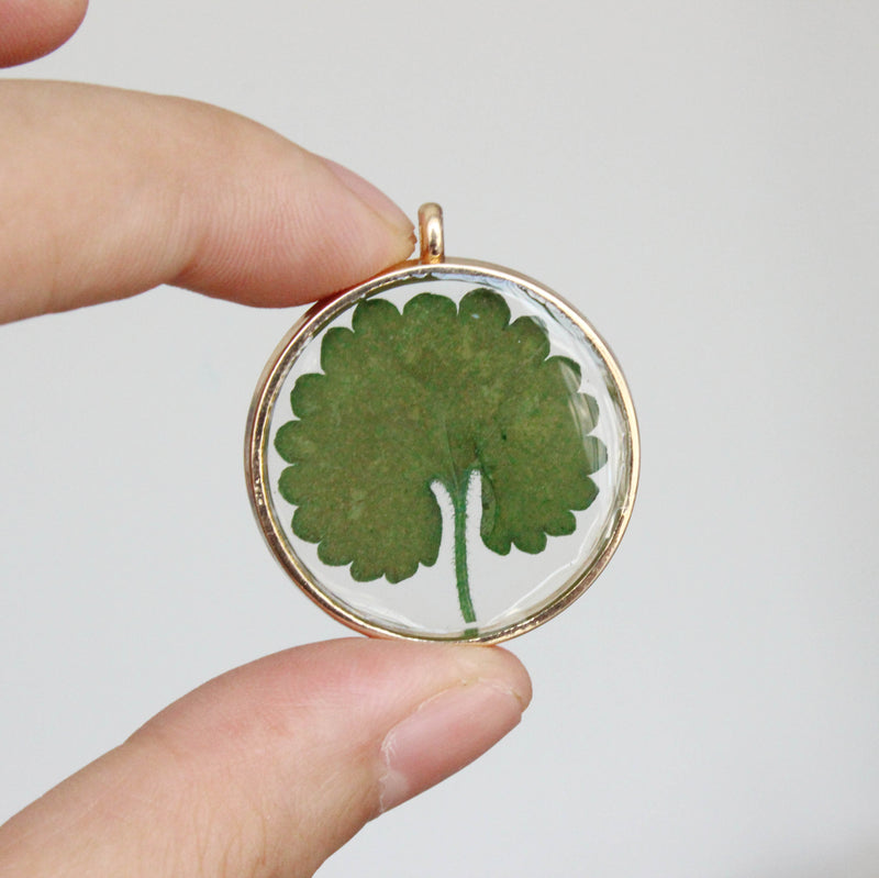 1pcs Handmade leaf flower Resin jewelry, pressed flower pendant necklace,Real dried flower jewelry