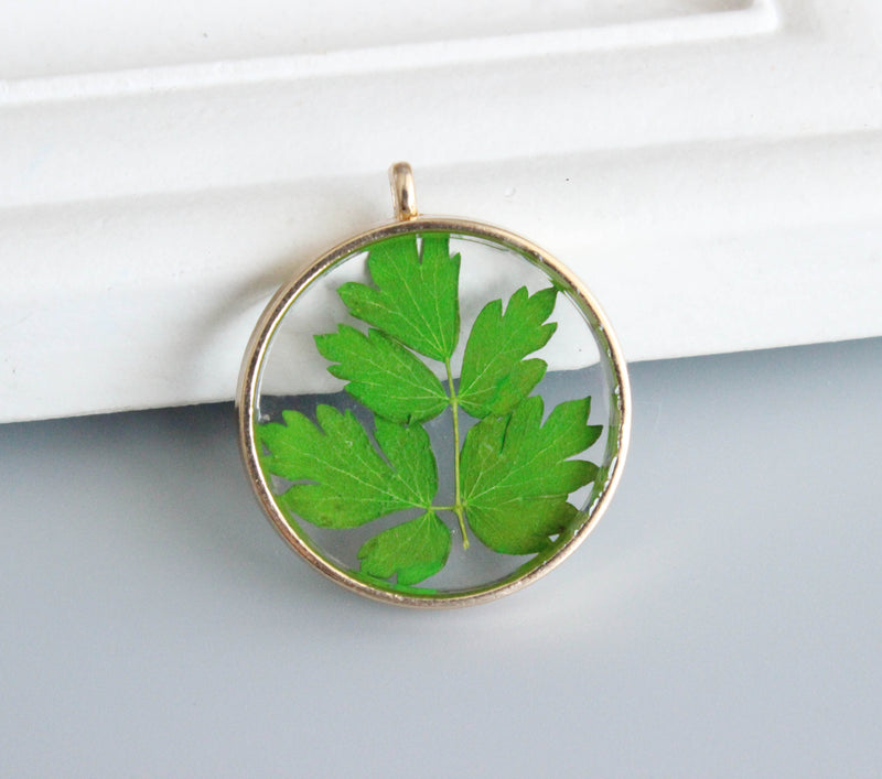 1pcs Handmade Leaves Pressed flower jewelry, pressed flower pendant necklace,Real dried flower jewelry