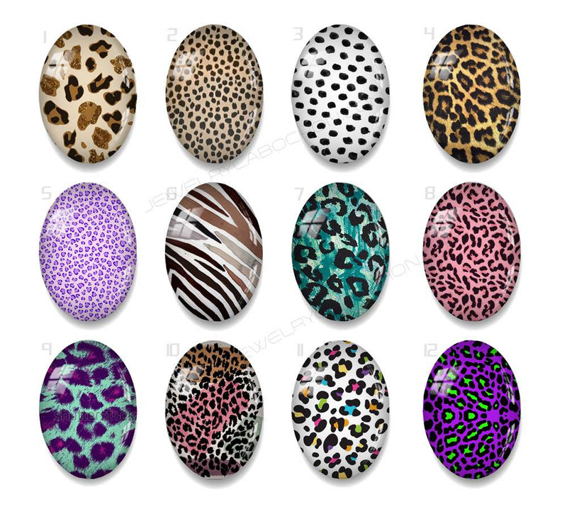 Handmade oval Photo Glass Cabochons Streaks A678
