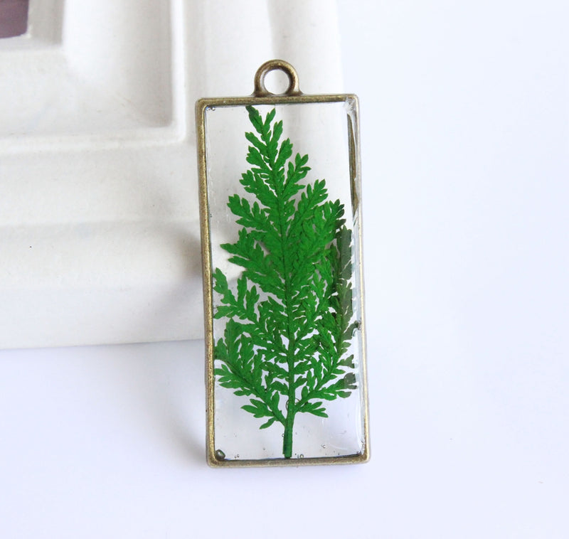 1pcs leaf Handmade real Resin pressed flower pendant necklace