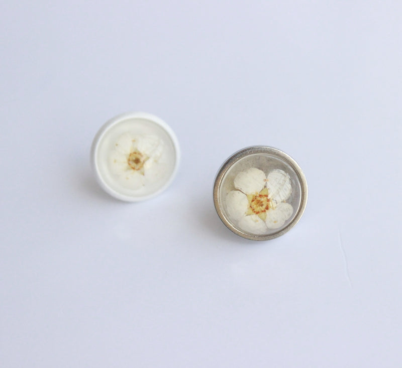 10pcs Resin Pressed flower Cabochons,Real dried flowers Cabochons