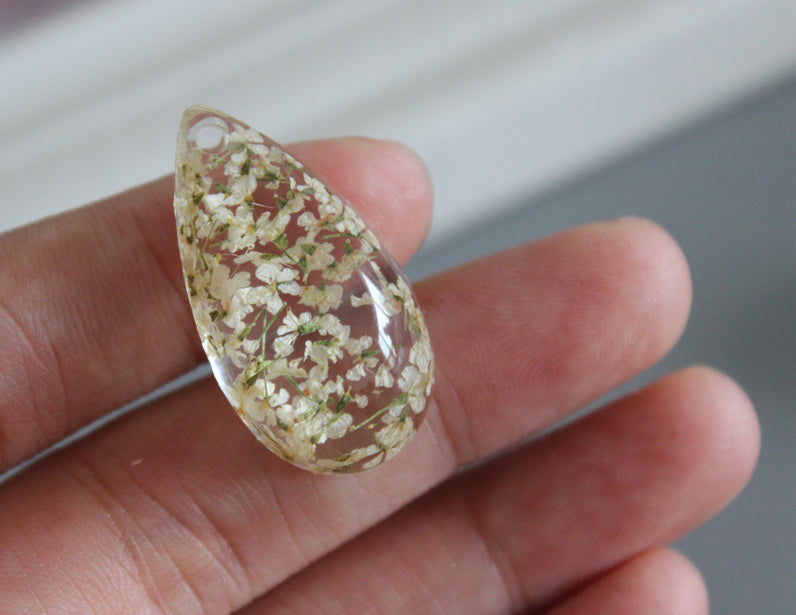 2pcs Teardrop Handmade resin flower Pendant Charm, flower pendant pendant necklace